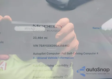 2025 Tesla Model Y Long Range Dual Motor Rear-Wheel Drive z USA, uszkodzony, nr VIN 7SAYGDED9SA358462